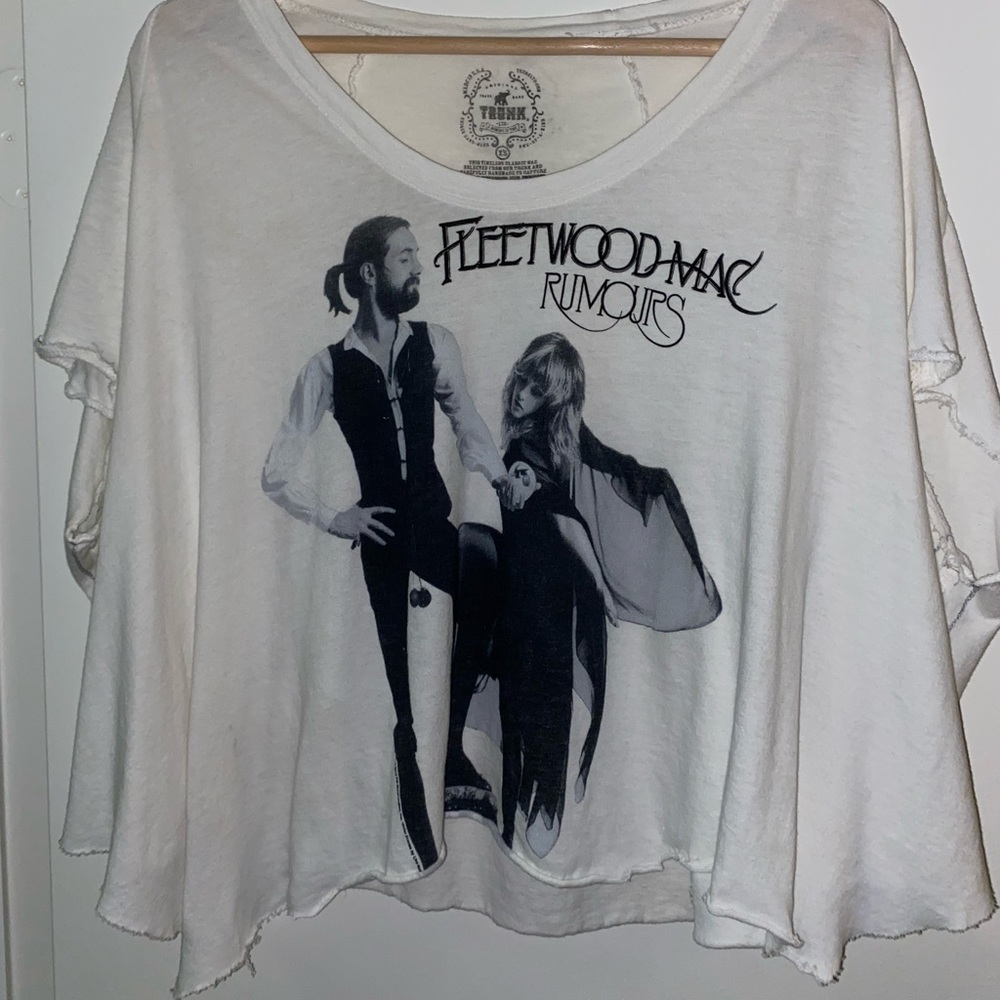 Fleetwood Mac Rumors Relaxed Top
